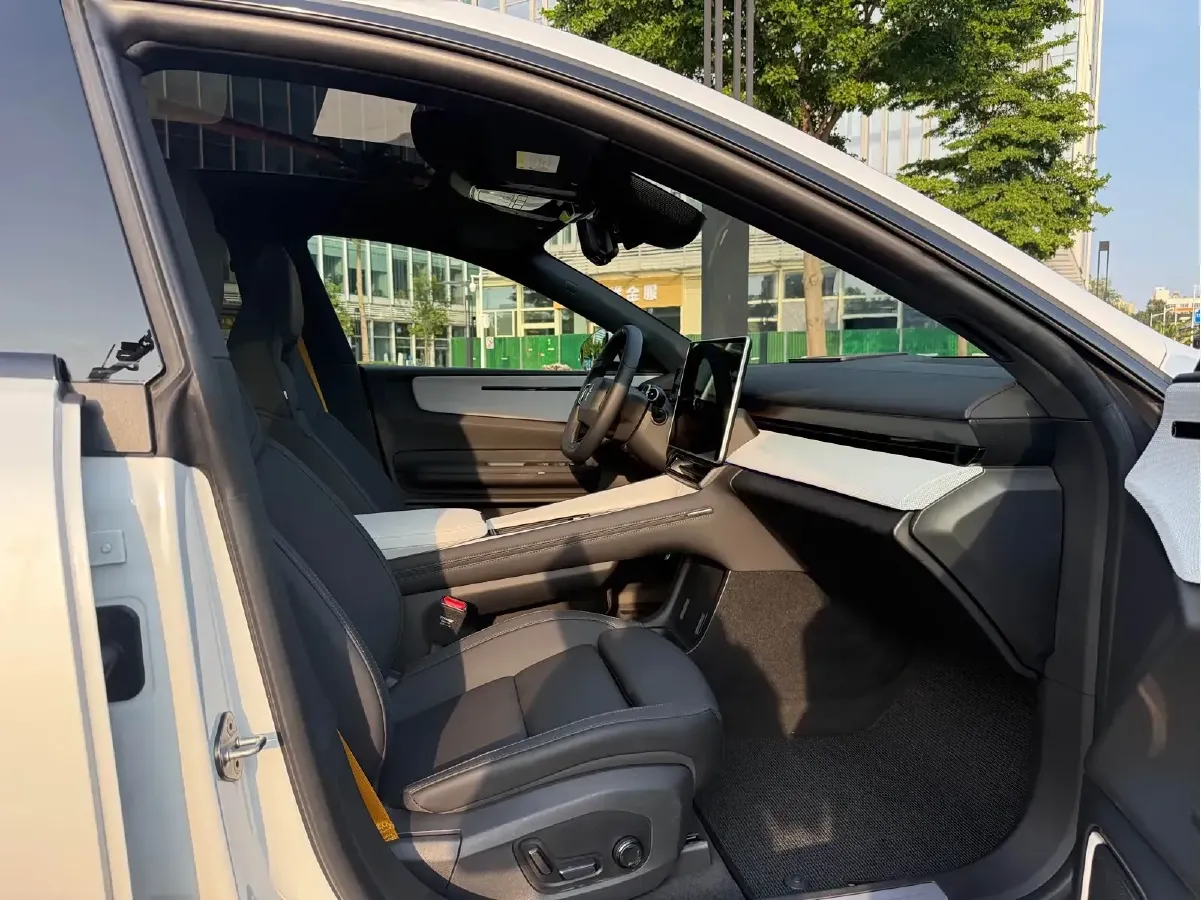 2024 Polestar 4 BEV 100KWH,autocango,china used car exporter,china ev exporter,chinese used car exporter,chinese used ev exporter