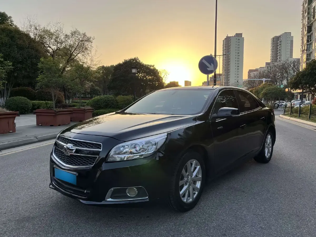 2013 Chevrolet Malibu 2.0L 154HP L4 6AT