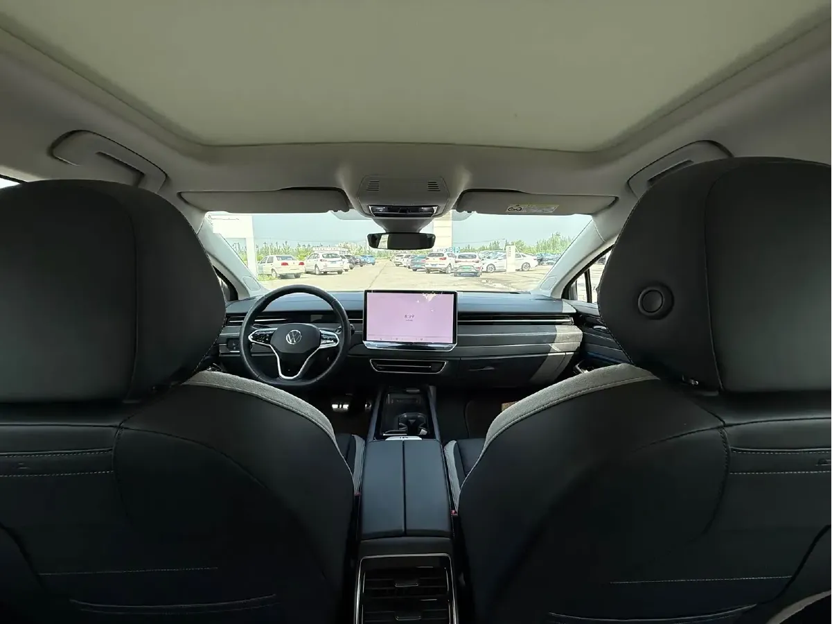 2024 Volkswagen ID.7 Vizzion BEV 84.8KWH,autocango,china used car exporter,china ev exporter,chinese used car exporter,chinese used ev exporter