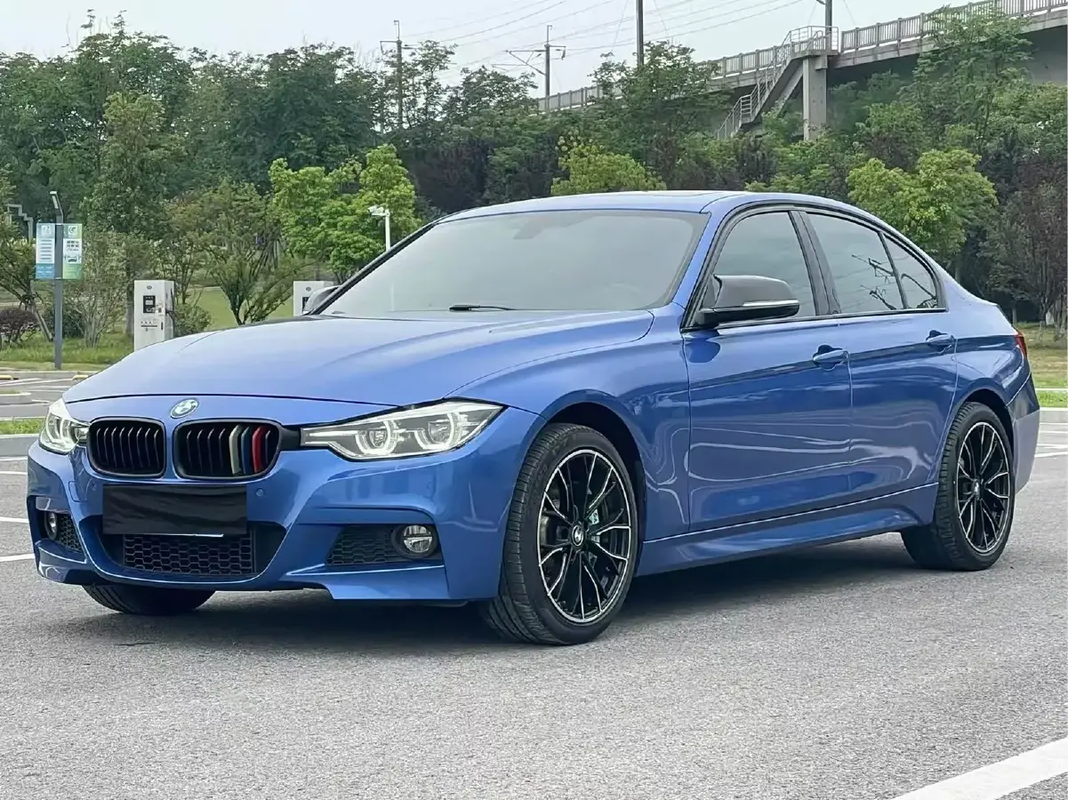 2017 BMW 3 Series 2.0T 252HP L4 8AT