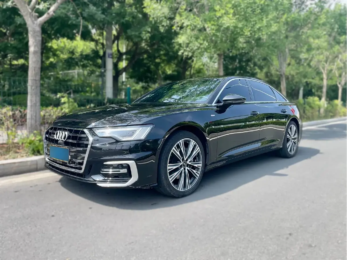 2023 Audi A6L 2.0T 245HP L4 7DCT