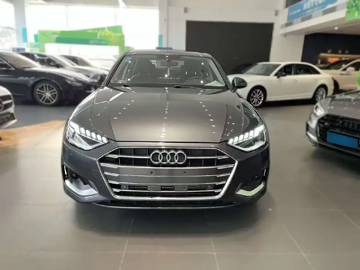 2020 Audi A4L 2.0T 190HP L4 7DCT