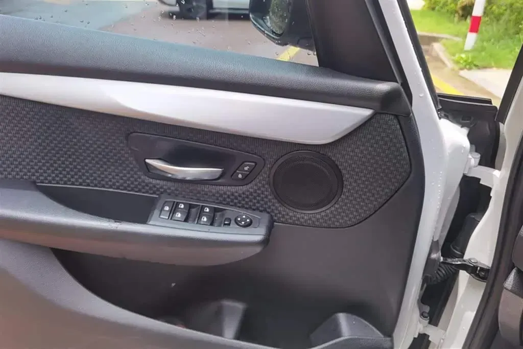 2016 BMW 2 Series Wagon 1.5T 136HP L3 6AT,autocango,china used car exporter,china ev exporter,chinese used car exporter,chinese used ev exporter