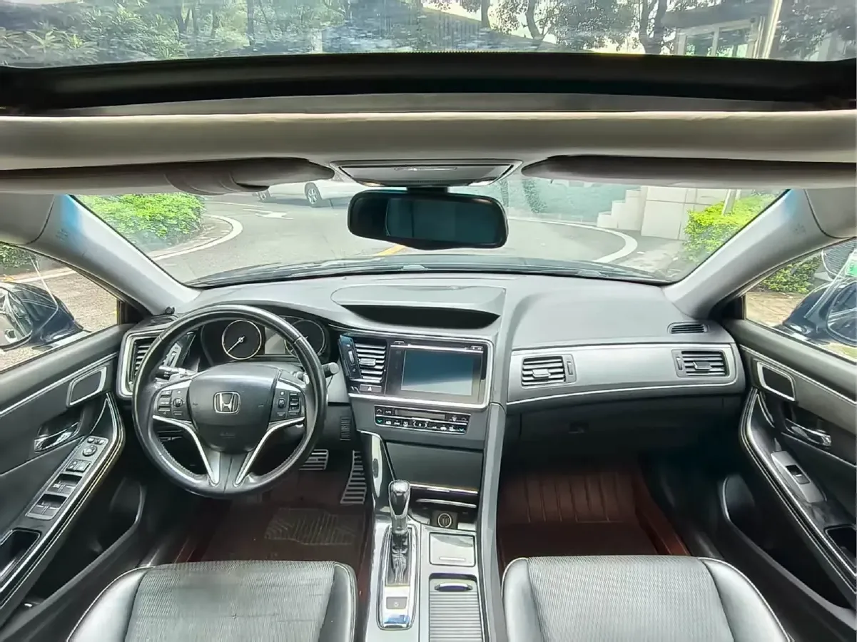 2015 Honda Spirior 2.0L 155HP L4 CVT,autocango,china used car exporter,china ev exporter,chinese used car exporter,chinese used ev exporter