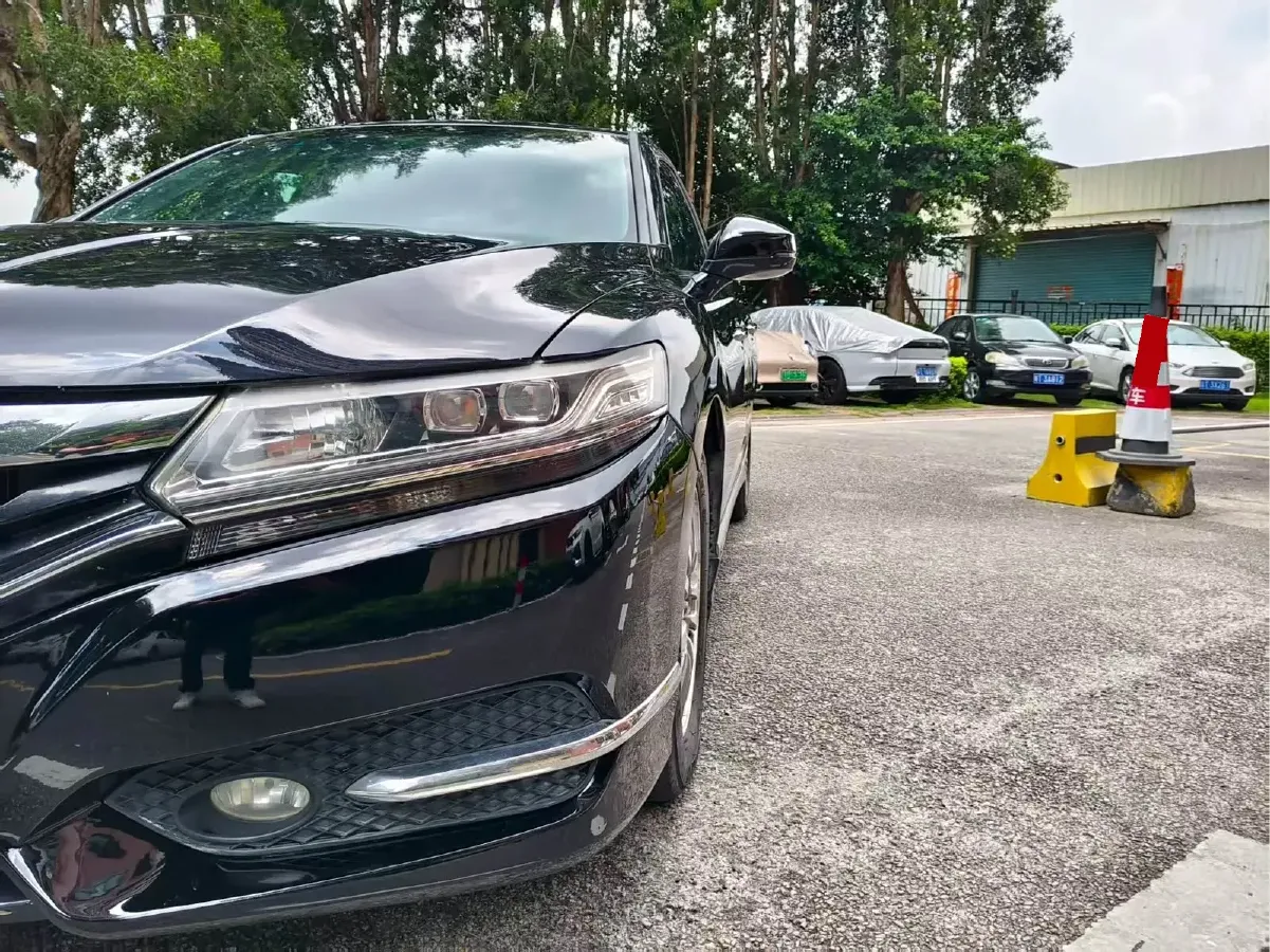 2015 Honda Spirior 2.0L 155HP L4 CVT,autocango,china used car exporter,china ev exporter,chinese used car exporter,chinese used ev exporter