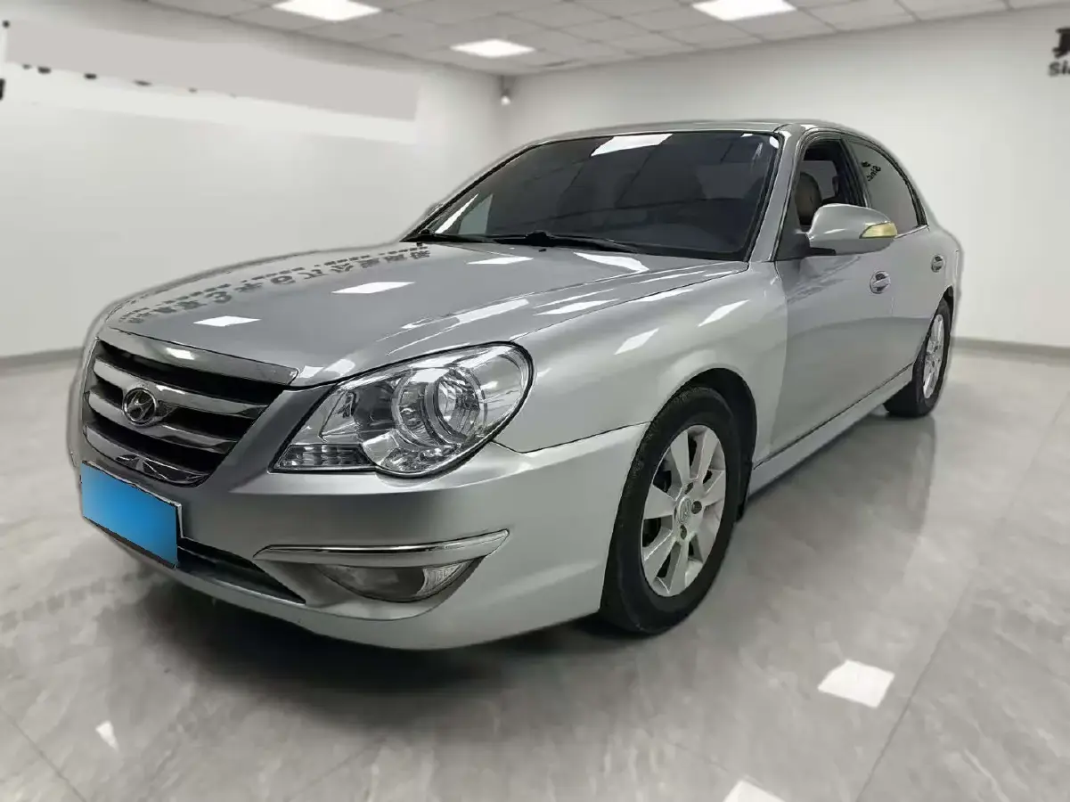 2009 Hyundai MoInca 2.0L 137HP L4 4AT