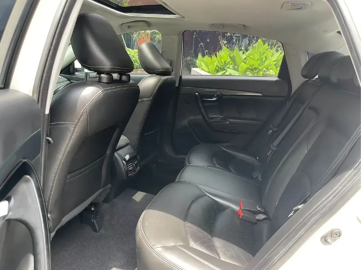 2016 GAC Trumpchi GA6 1.5T 152HP L4 7DCT,autocango,china used car exporter,china ev exporter,chinese used car exporter,chinese used ev exporter