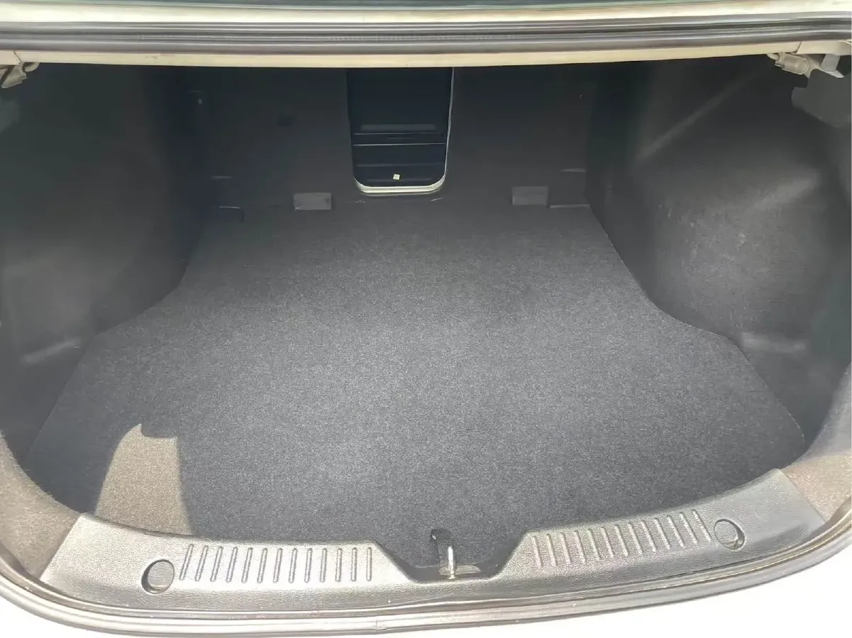 2016 GAC Trumpchi GA6 1.5T 152HP L4 7DCT,autocango,china used car exporter,china ev exporter,chinese used car exporter,chinese used ev exporter