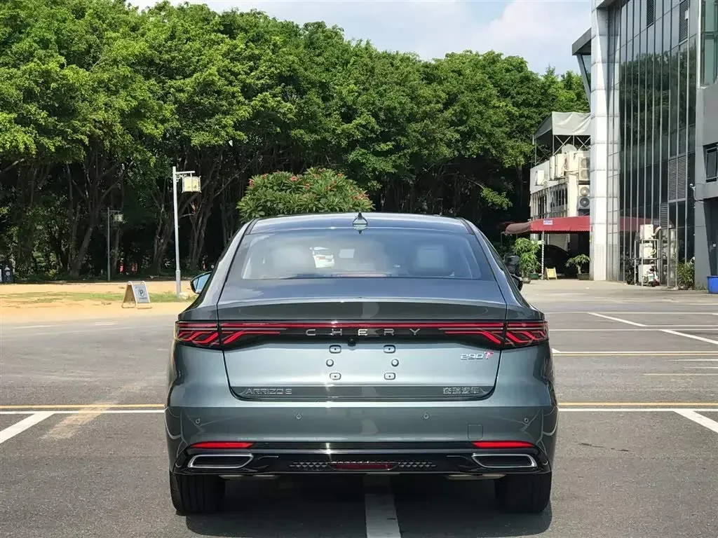 2025 Chery Arrizo 8 Pro 1.6T 197HP L4 7DCT,autocango,china used car exporter,china ev exporter,chinese used car exporter,chinese used ev exporter