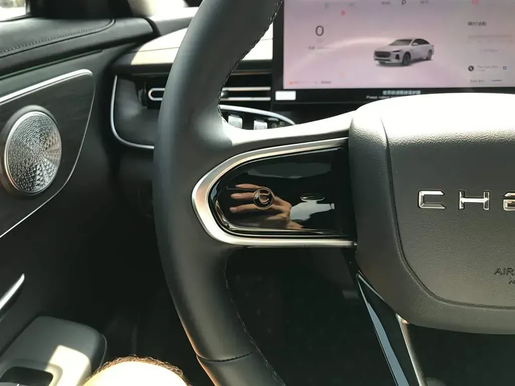 2025 Chery Arrizo 8 Pro 1.6T 197HP L4 7DCT,autocango,china used car exporter,china ev exporter,chinese used car exporter,chinese used ev exporter