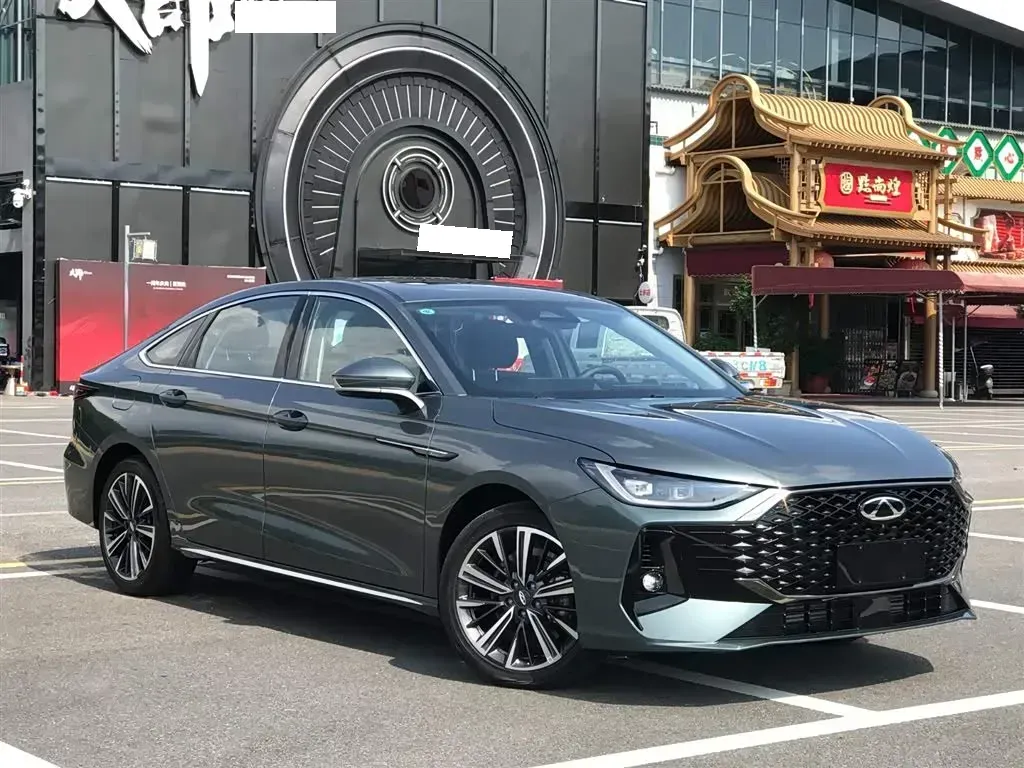 2025 Chery Arrizo 8 Pro 1.6T 197HP L4 7DCT,autocango,china used car exporter,china ev exporter,chinese used car exporter,chinese used ev exporter