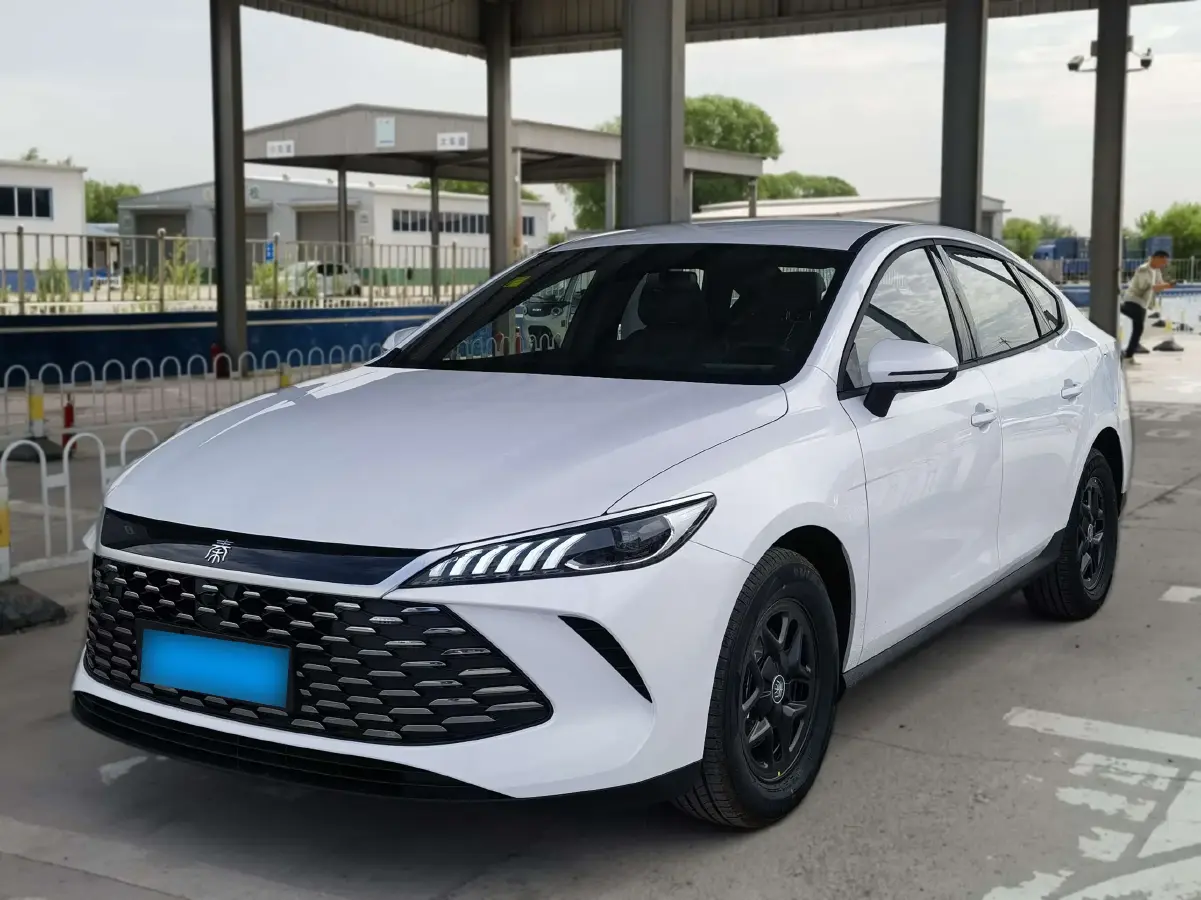 2025 BYD Qin Plus 1.5L 101HP L4 E-CVT PHEV 7.68KWH