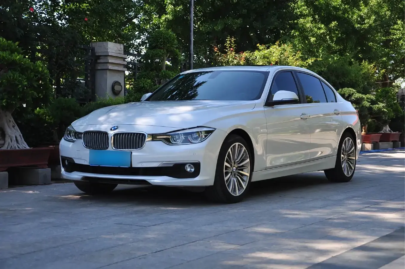 2019 BMW 3 Series 2.0T 184HP L4 8AT