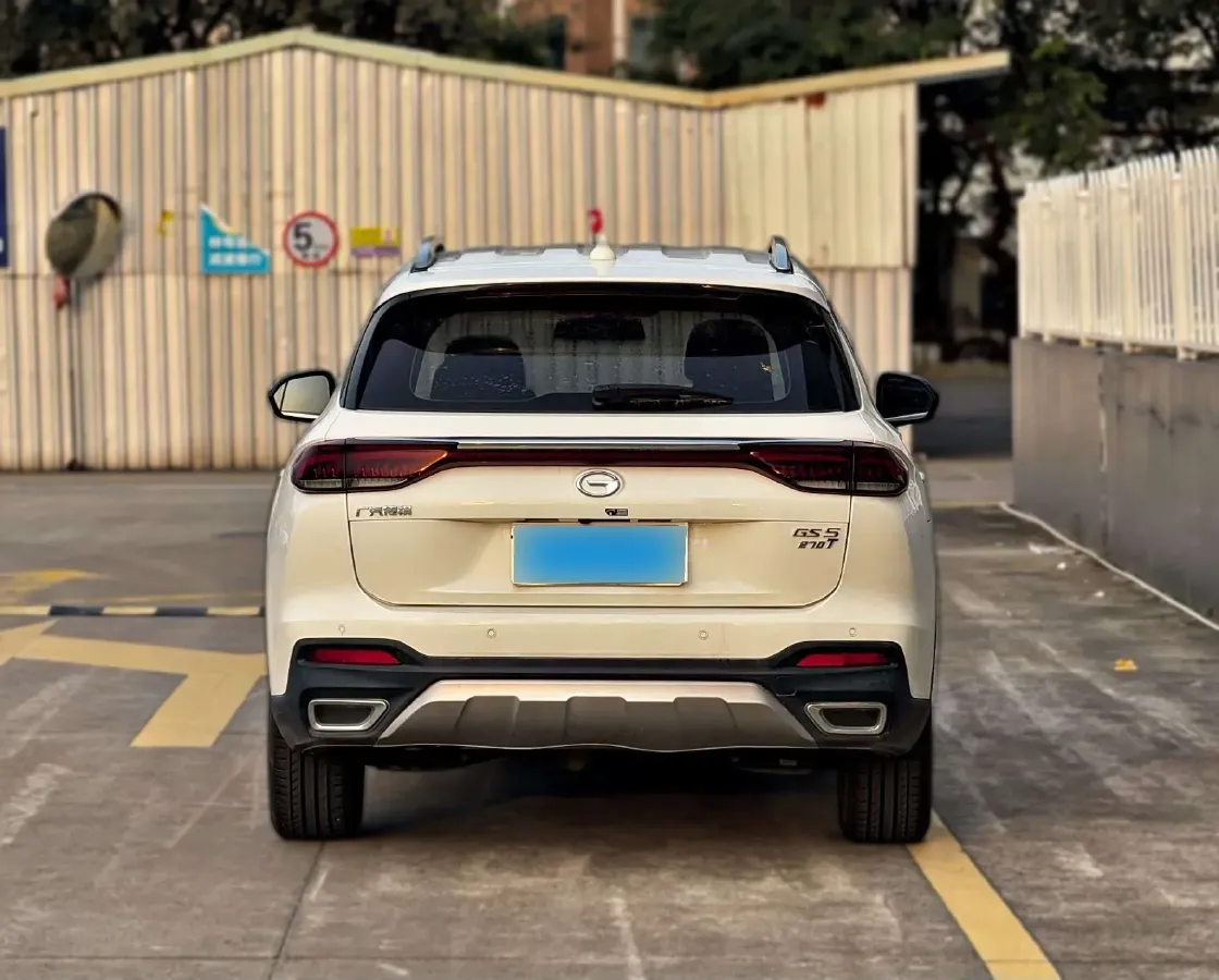 2020 GAC Trumpchi GS5 1.5T 169HP L4 6AT,autocango,china used car exporter,china ev exporter,chinese used car exporter,chinese used ev exporter