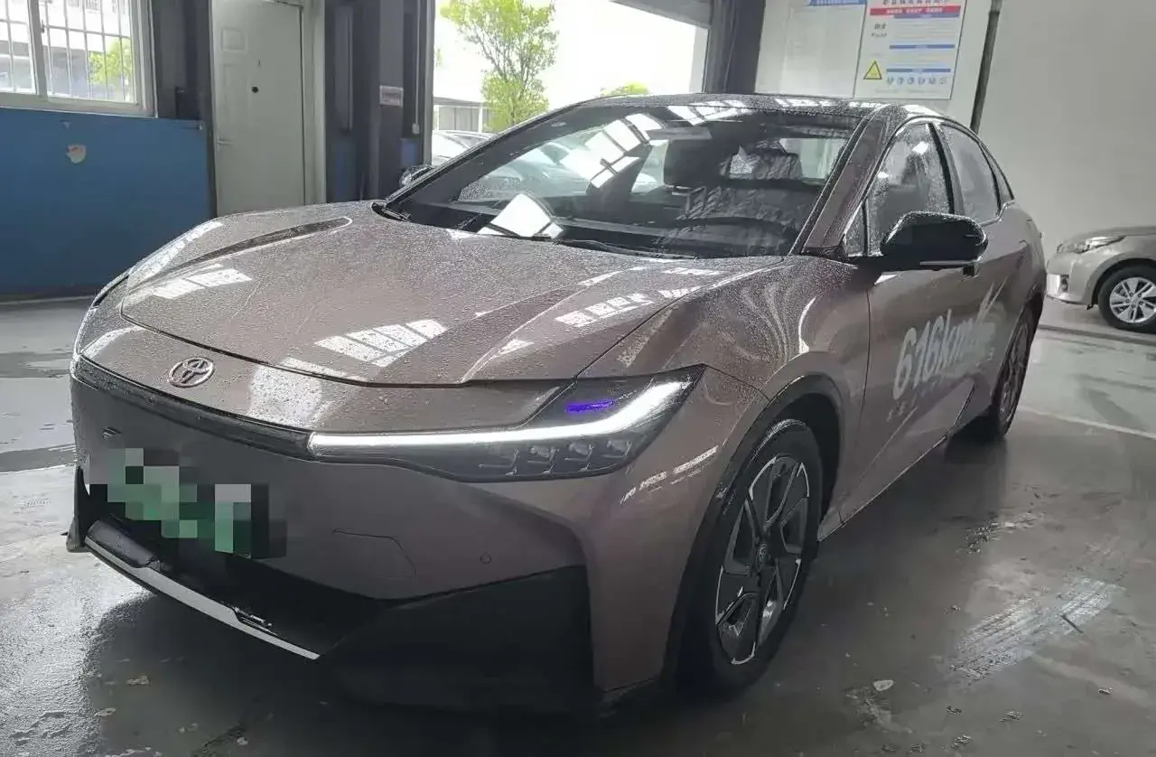 2023 Toyota bZ3 BEV 65.28KWH