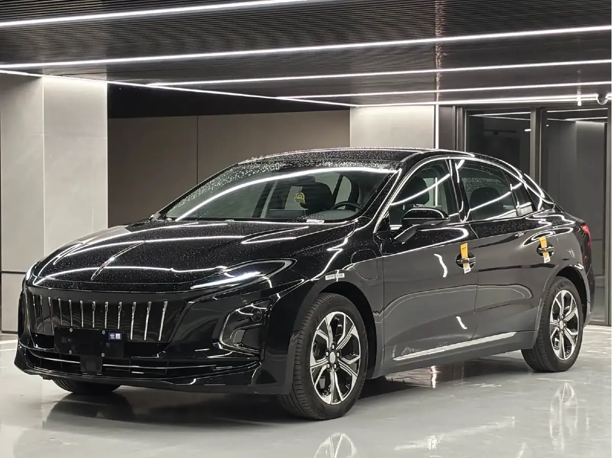 2023 HongQi E-QM5 BEV 54KWH