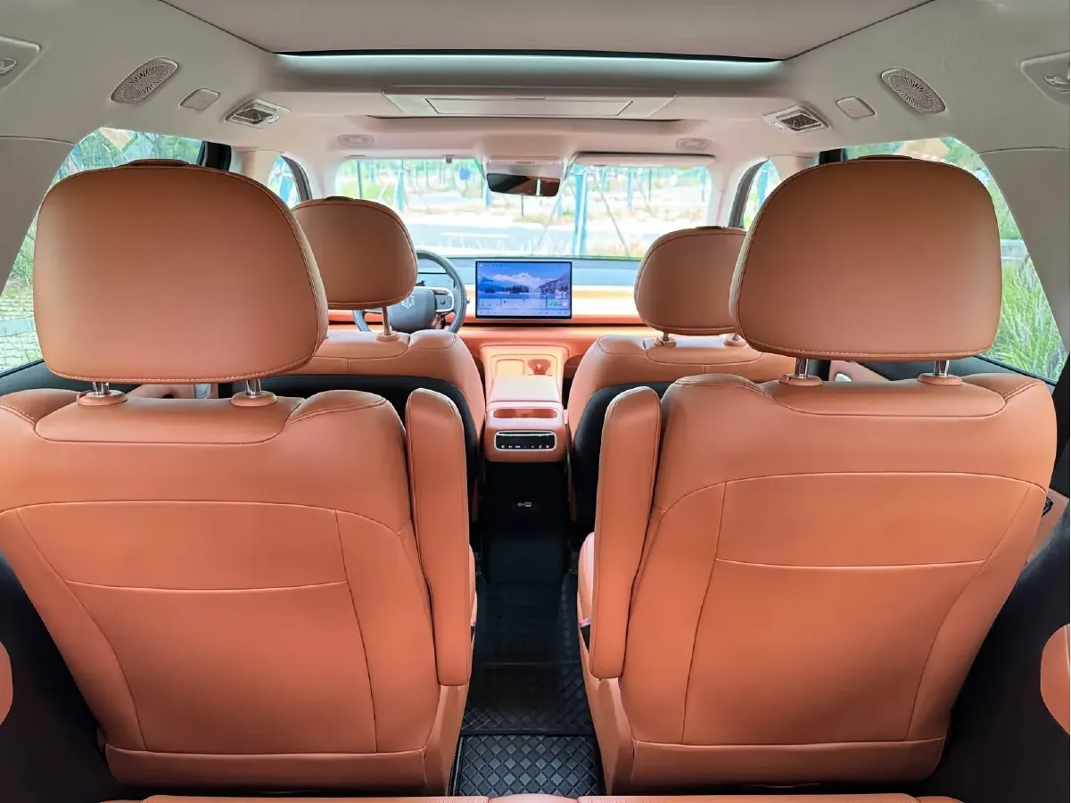 2024 Leapmotor C16 1.5L 95HP L4 REEV 28.4KWH,autocango,china used car exporter,china ev exporter,chinese used car exporter,chinese used ev exporter