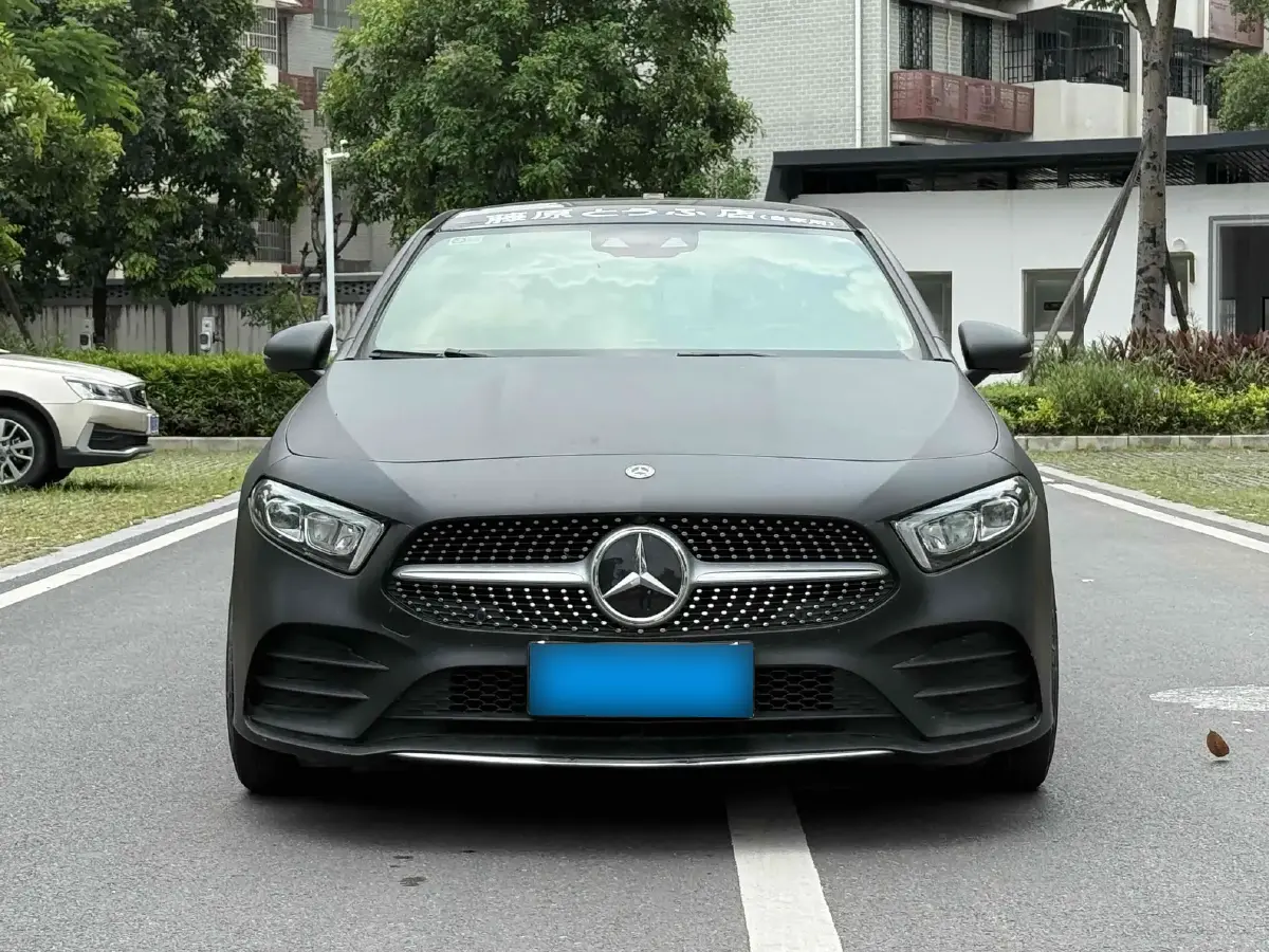 2019 Mercedes-Benz A Class 1.3T 163HP L4 7DCT