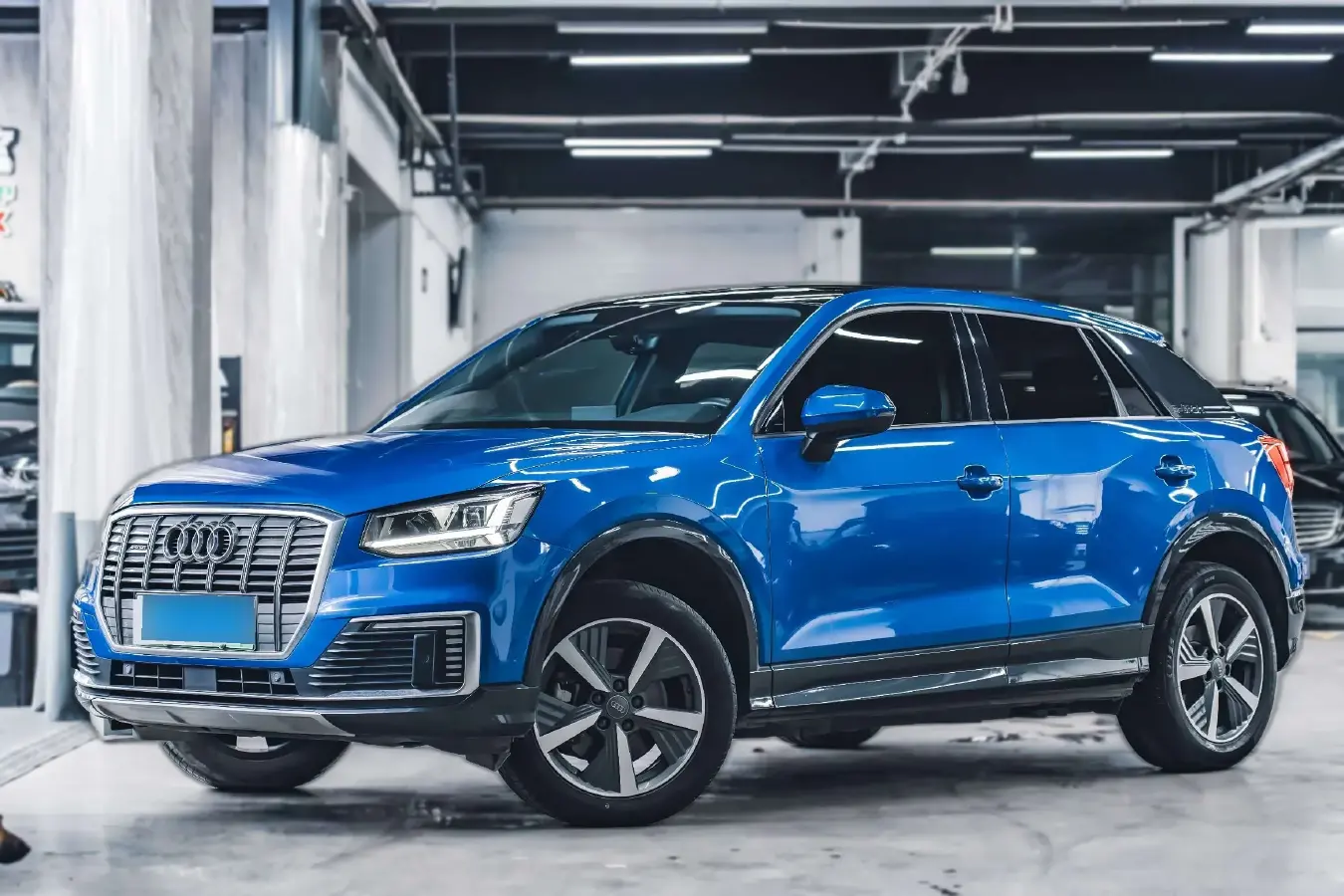 2019 Audi Q2L e-tron BEV 39.7KWH