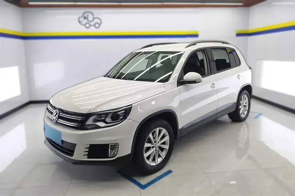 2016 Volkswagen Tiguan 1.4T 150HP L4 6DCT
