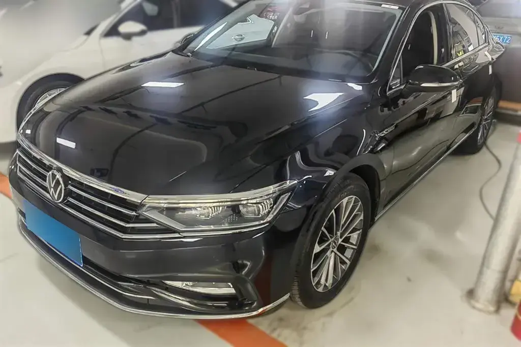 2020 Volkswagen Magotan 2.0T 220HP L4 7DCT