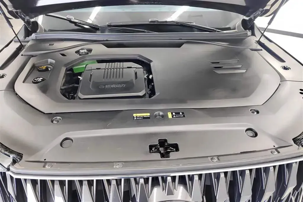 2024 GAC Trumpchi ES9 2.0T 190HP L4 2DHT PHEV 25.57KWH,autocango,china used car exporter,china ev exporter,chinese used car exporter,chinese used ev exporter