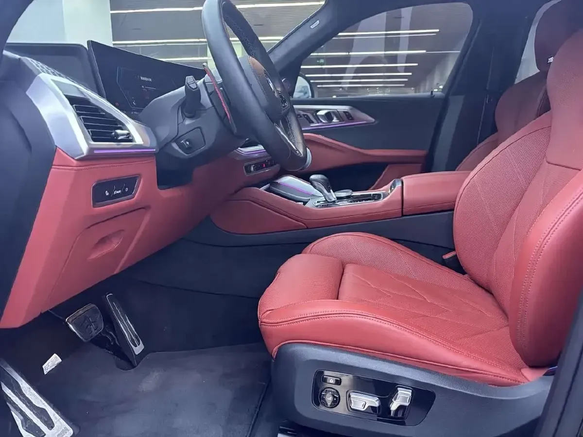 2023 BMW XM 3.0T 313HP L6 8AT PHEV 25.7KWH,autocango,china used car exporter,china ev exporter,chinese used car exporter,chinese used ev exporter