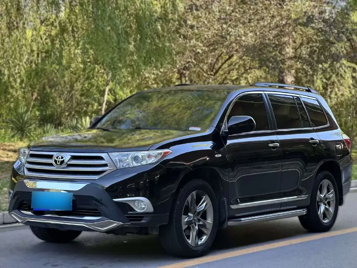 2013 Toyota Highlander 2.7L 188HP L4 6AT