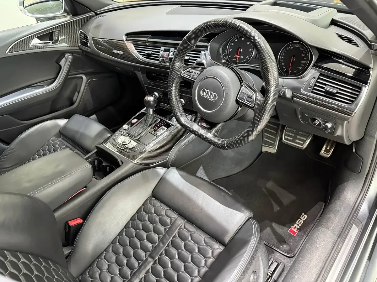 2016 Audi RS 6 4.0T 560HP V8 8AT,autocango,china used car exporter,china ev exporter,chinese used car exporter,chinese used ev exporter
