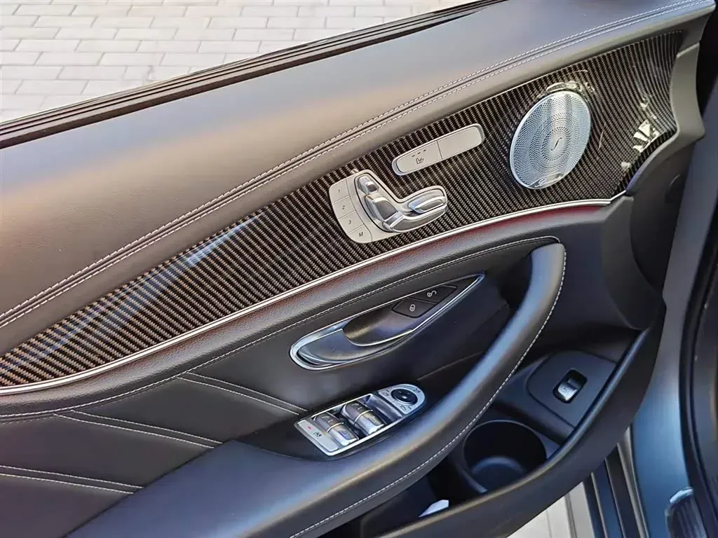 2021 Mercedes-Benz E AMG 4.0T 612HP V8 9AT,autocango,china used car exporter,china ev exporter,chinese used car exporter,chinese used ev exporter