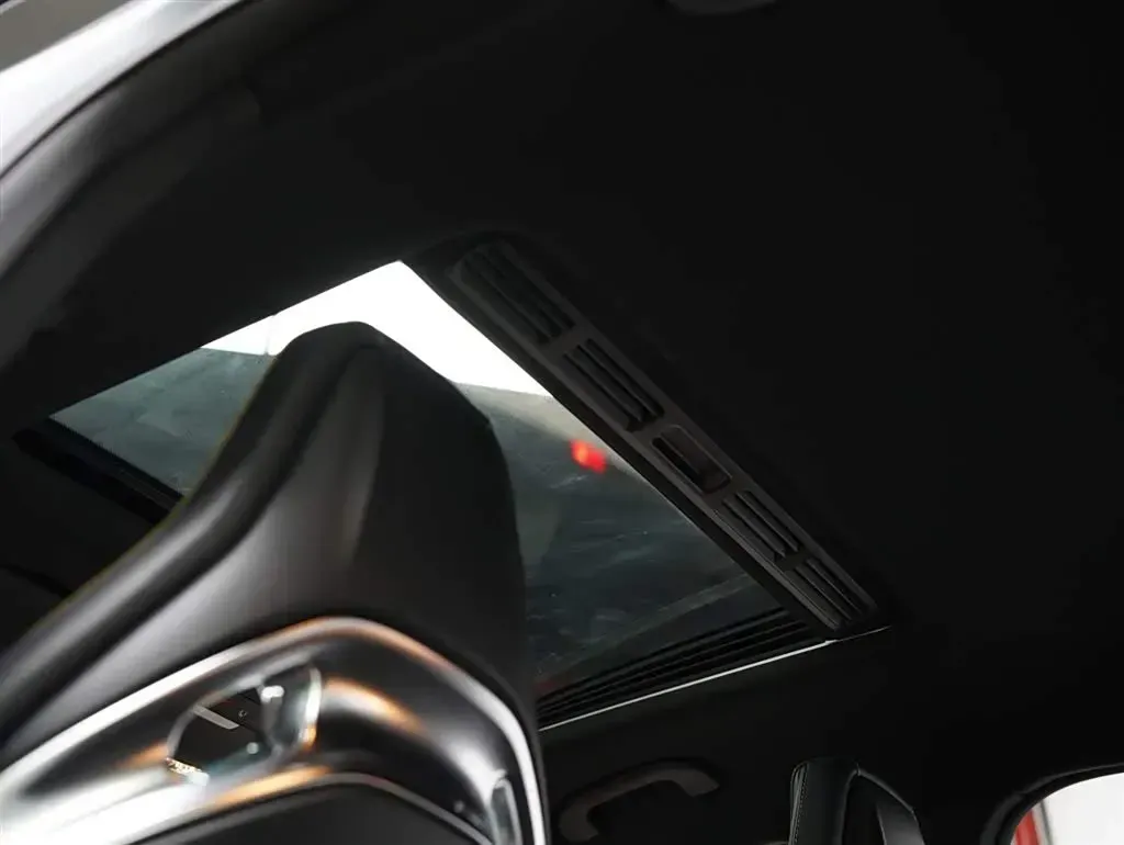 2018 Mercedes-Benz GLC Coupe AMG 4.0T 510HP V8 9AT,autocango,china used car exporter,china ev exporter,chinese used car exporter,chinese used ev exporter