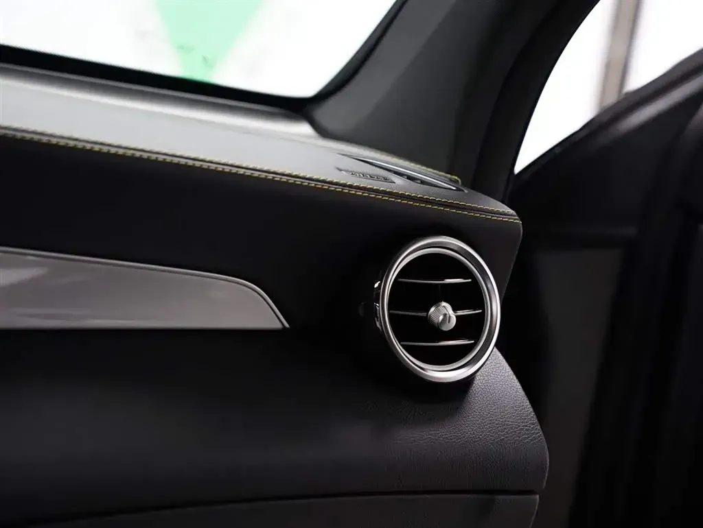 2018 Mercedes-Benz GLC Coupe AMG 4.0T 510HP V8 9AT,autocango,china used car exporter,china ev exporter,chinese used car exporter,chinese used ev exporter