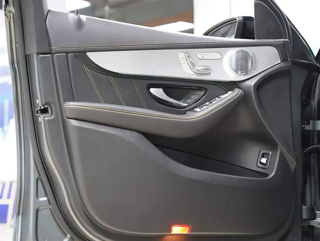 2018 Mercedes-Benz GLC Coupe AMG 4.0T 510HP V8 9AT,autocango,china used car exporter,china ev exporter,chinese used car exporter,chinese used ev exporter