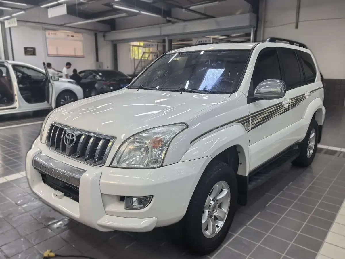 2004 Toyota Land Cruiser Prado 4.0L 243HP V6 5AT