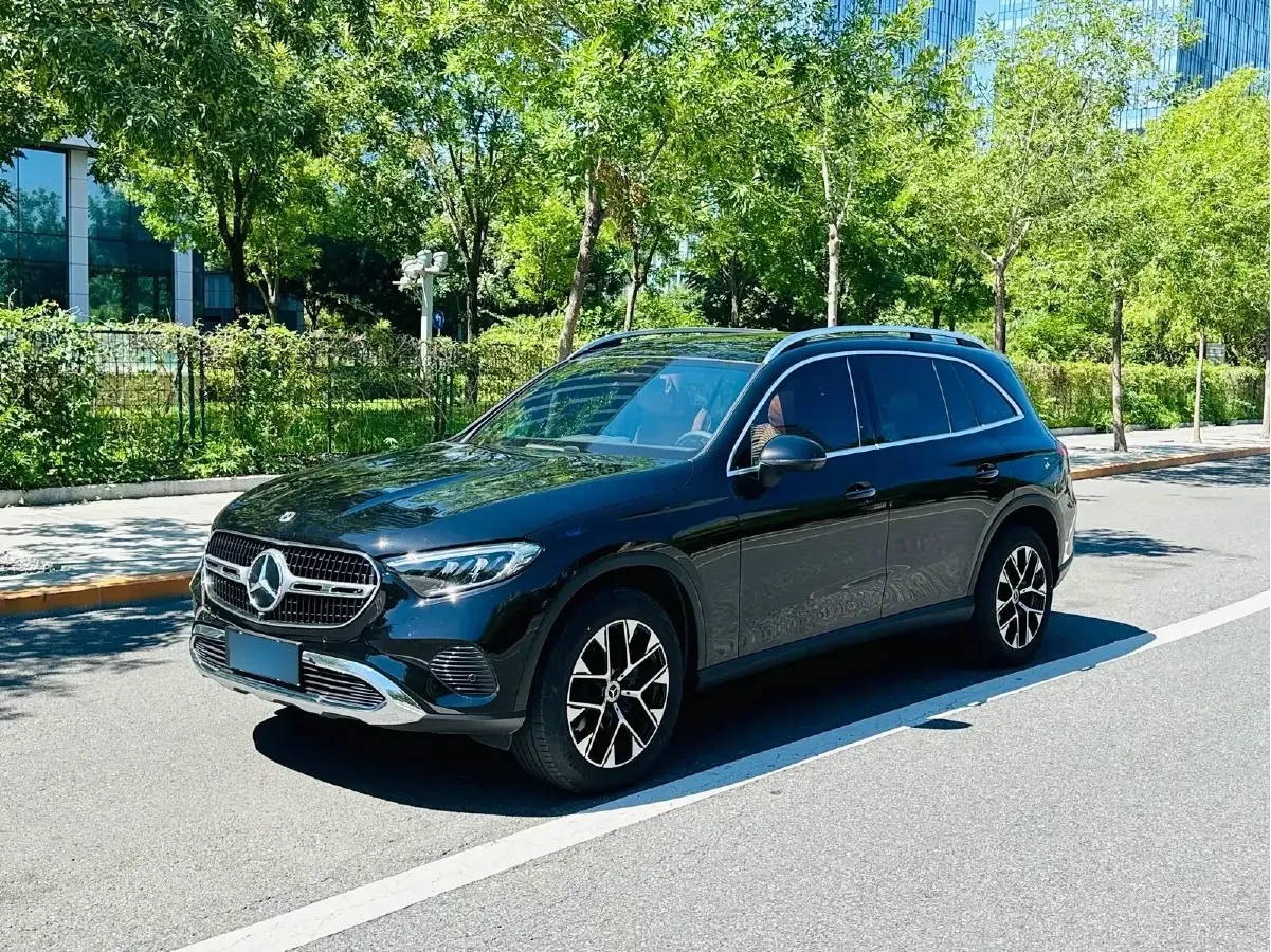 2025 Mercedes-Benz GLC Class 2.0T 258HP L4 9AT
