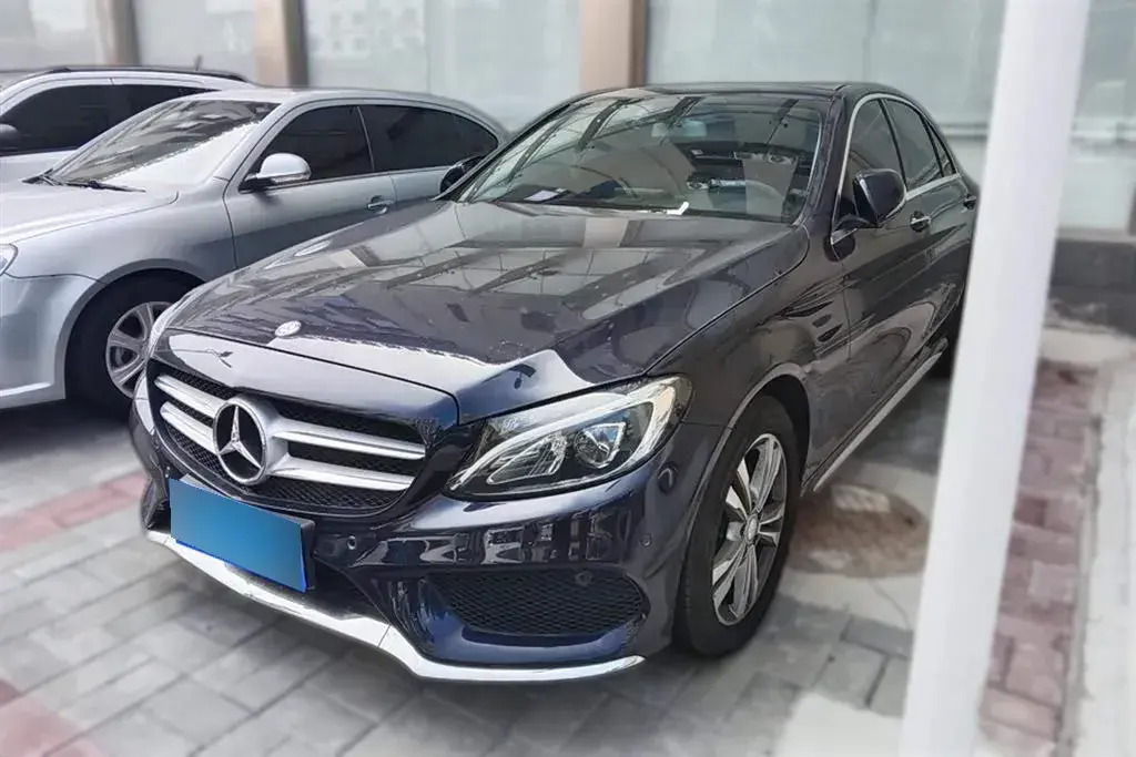 2017 Mercedes-Benz C Class 2.0T 184HP L4 7AT