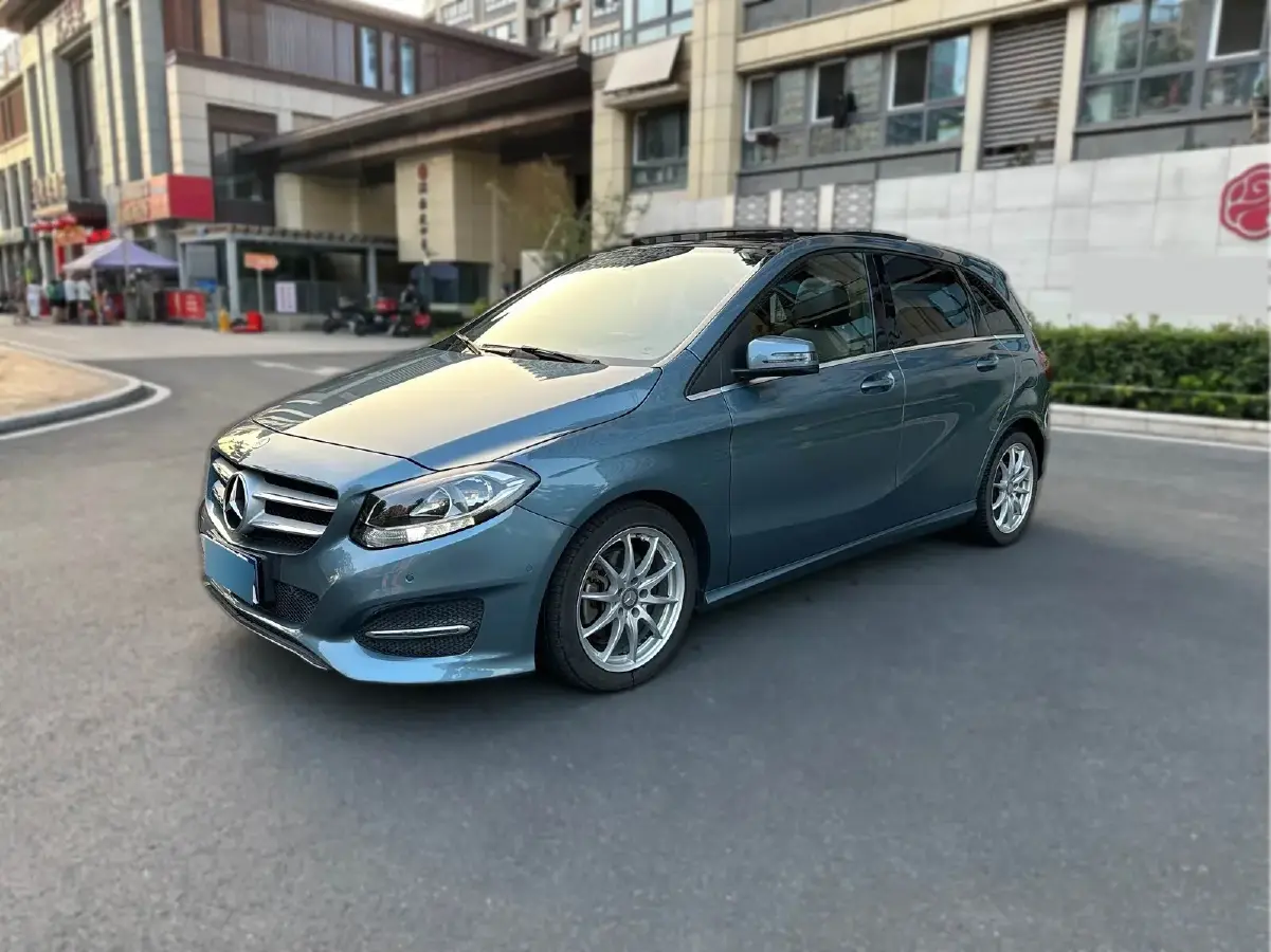 2015 Mercedes-Benz B Class 1.6T 156HP L4 7DCT