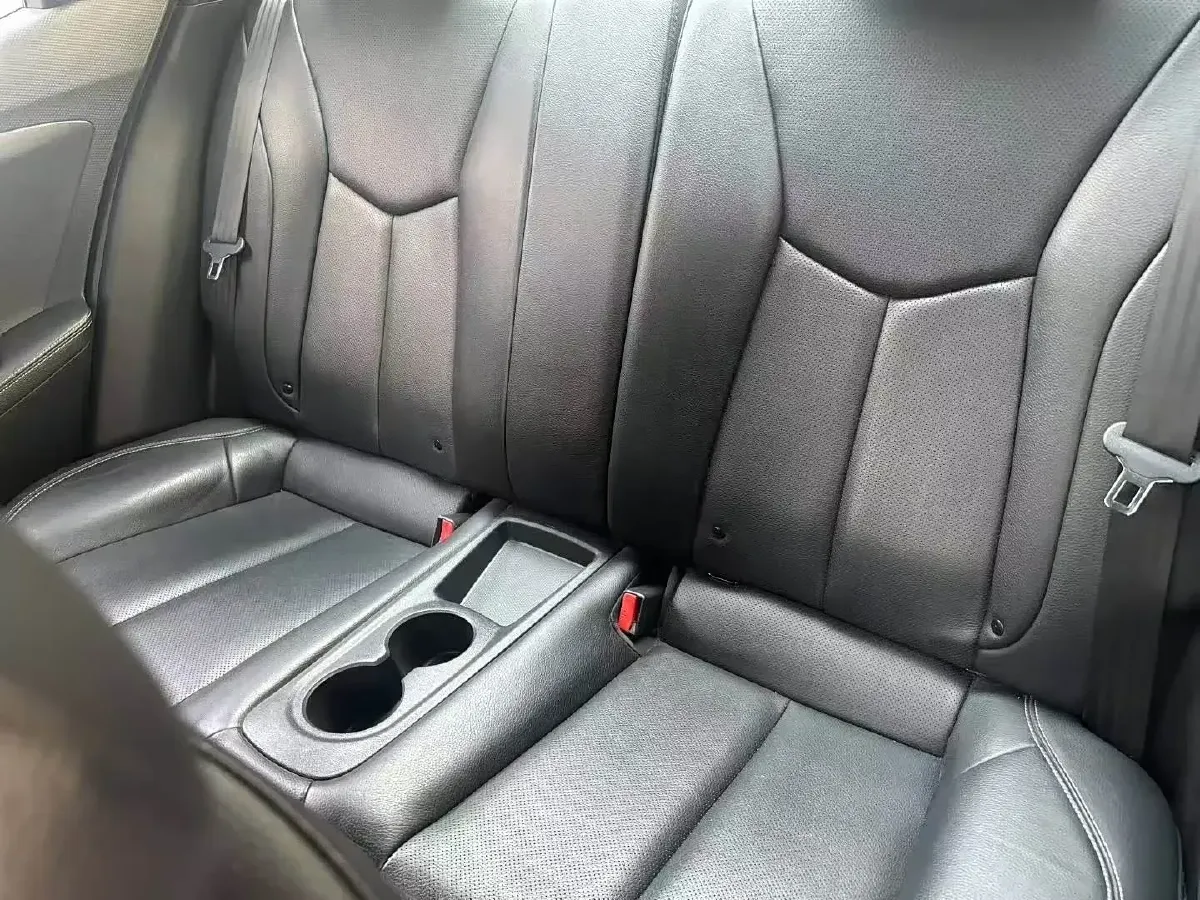 2012 Hyundai Veloster 1.6T 204HP L4 6AT,autocango,china used car exporter,china ev exporter,chinese used car exporter,chinese used ev exporter