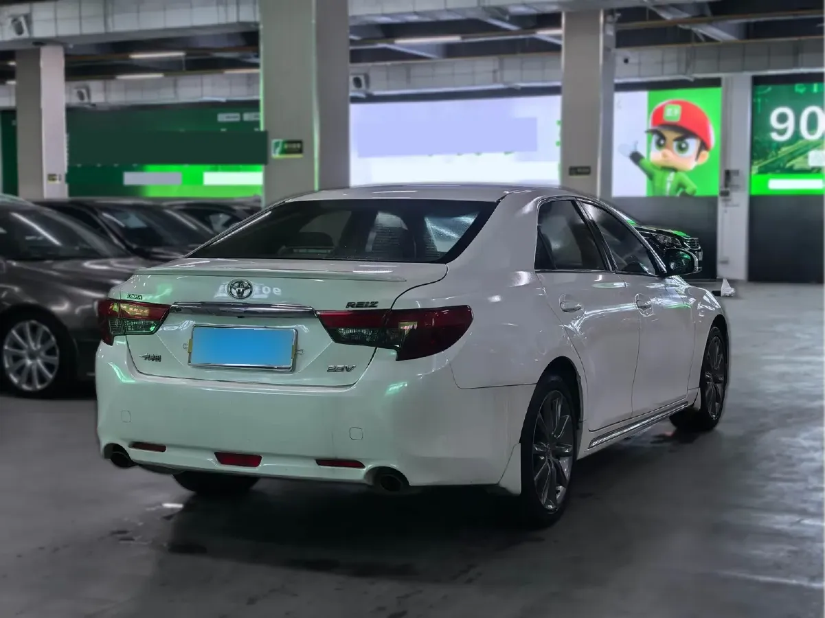 2013 Toyota Reiz 2.5L 193HP V6 6AT,autocango,china used car exporter,china ev exporter,chinese used car exporter,chinese used ev exporter