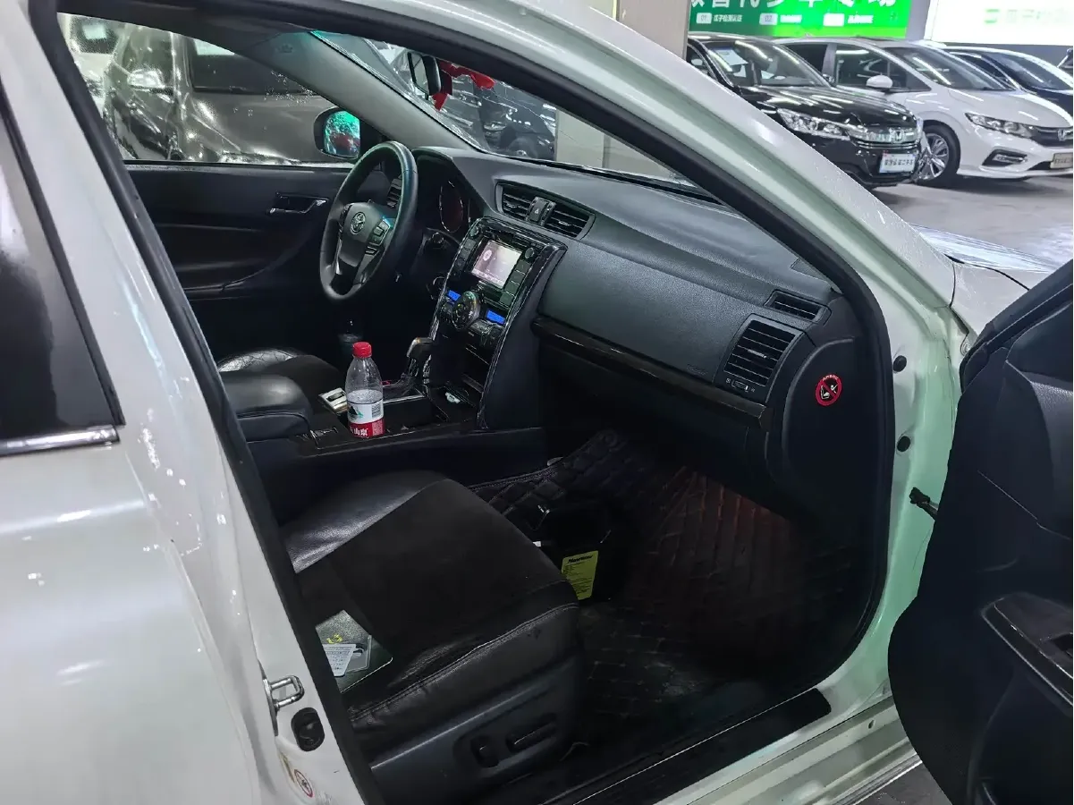 2013 Toyota Reiz 2.5L 193HP V6 6AT,autocango,china used car exporter,china ev exporter,chinese used car exporter,chinese used ev exporter