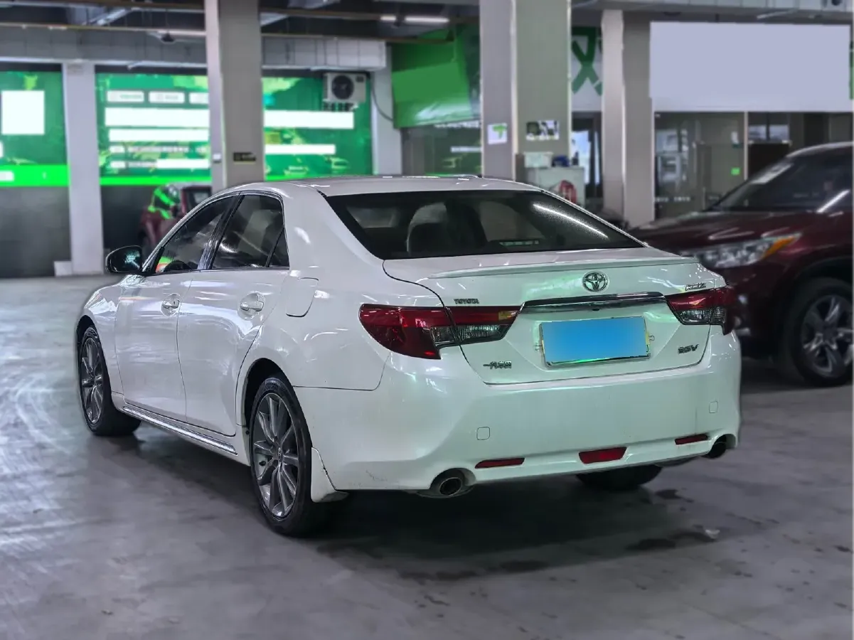 2013 Toyota Reiz 2.5L 193HP V6 6AT,autocango,china used car exporter,china ev exporter,chinese used car exporter,chinese used ev exporter