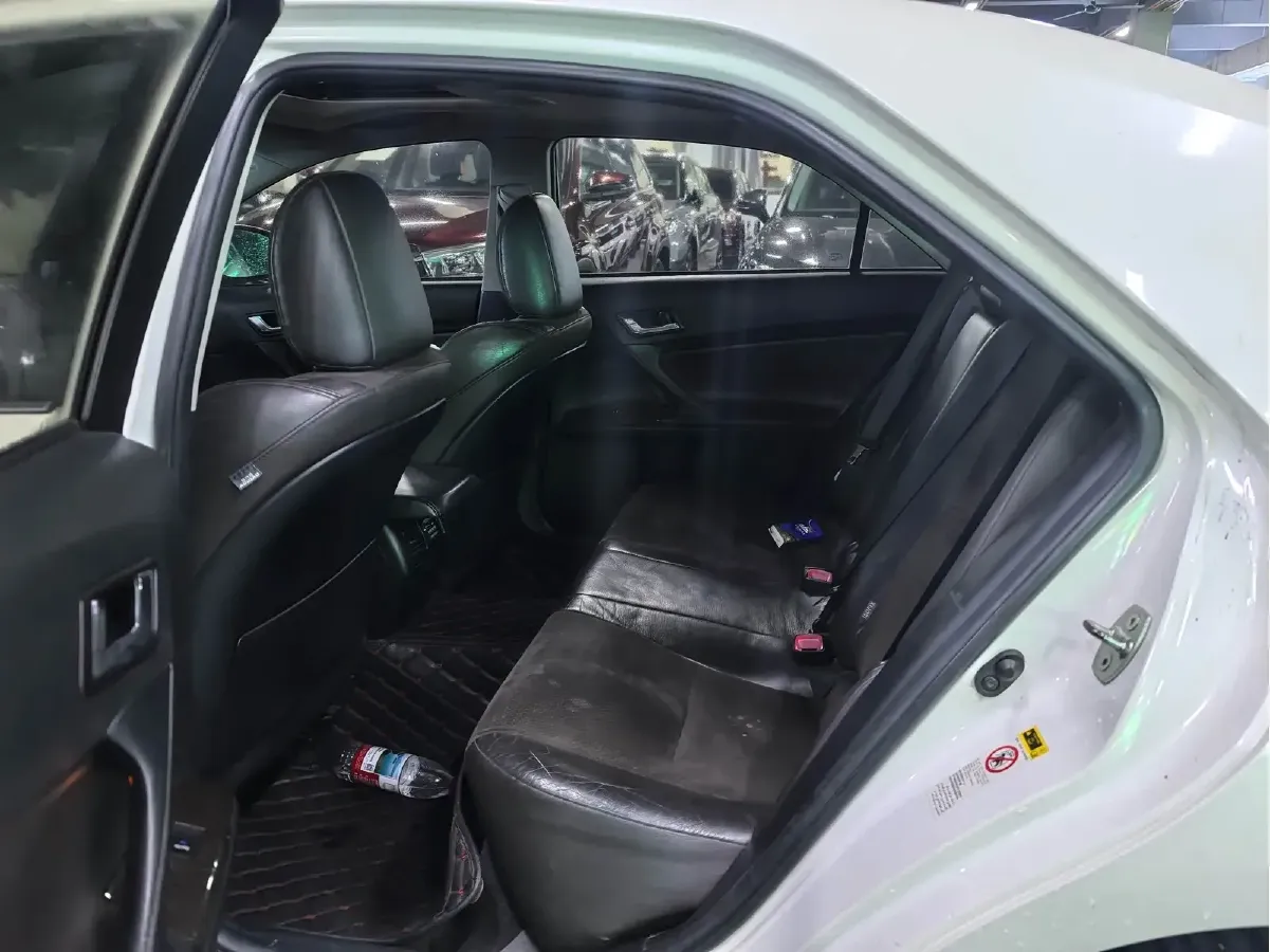 2013 Toyota Reiz 2.5L 193HP V6 6AT,autocango,china used car exporter,china ev exporter,chinese used car exporter,chinese used ev exporter