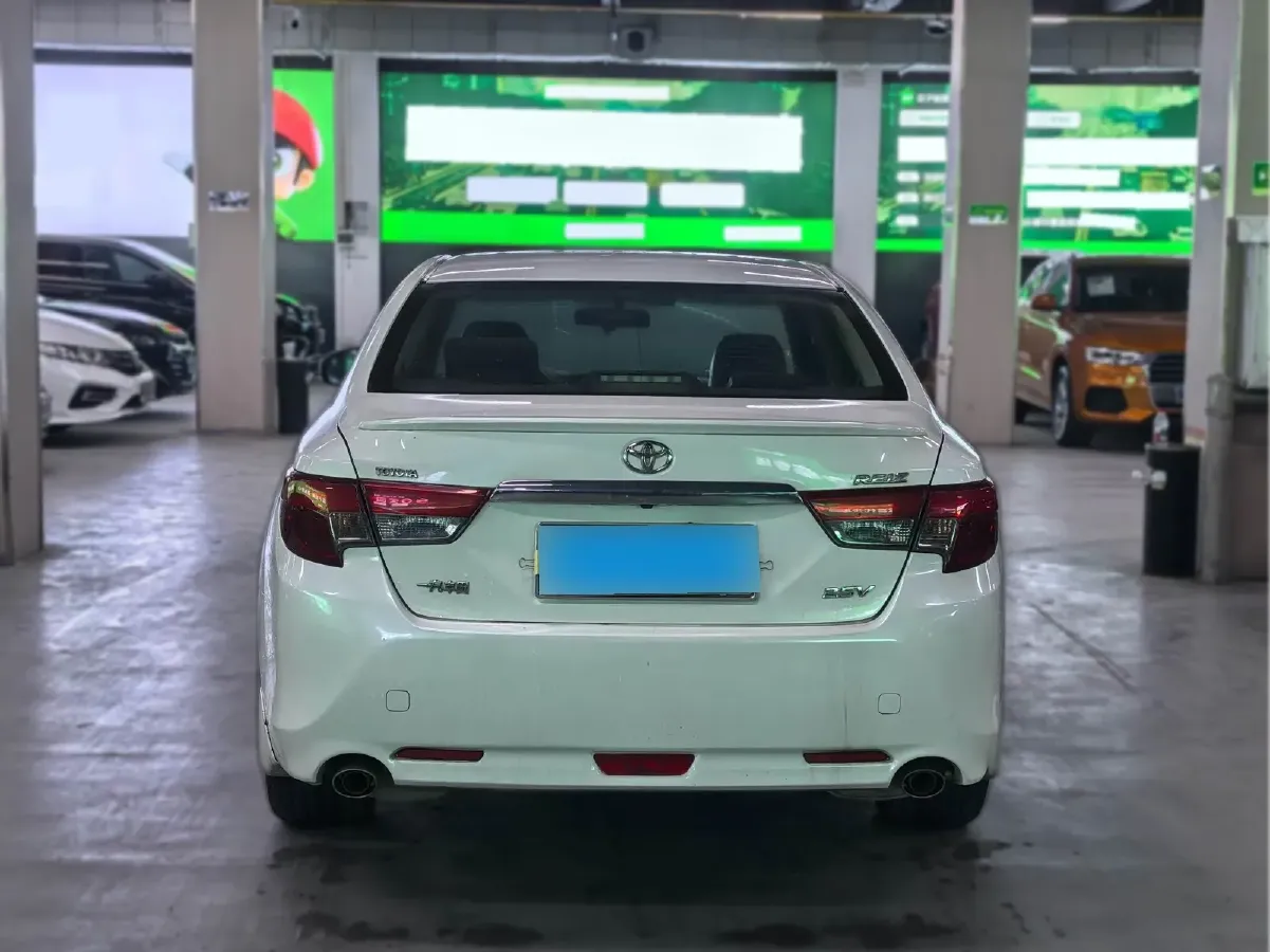 2013 Toyota Reiz 2.5L 193HP V6 6AT,autocango,china used car exporter,china ev exporter,chinese used car exporter,chinese used ev exporter