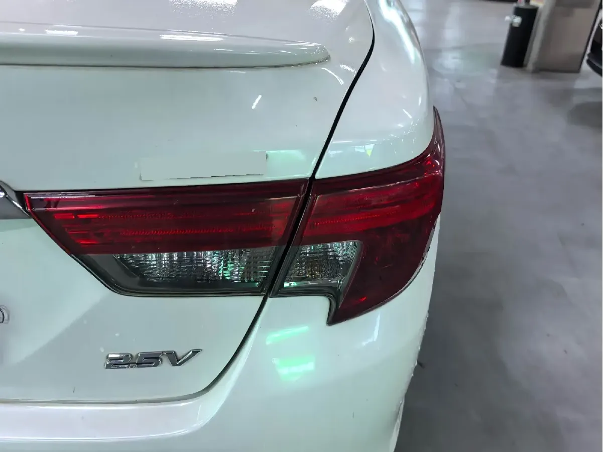 2013 Toyota Reiz 2.5L 193HP V6 6AT,autocango,china used car exporter,china ev exporter,chinese used car exporter,chinese used ev exporter