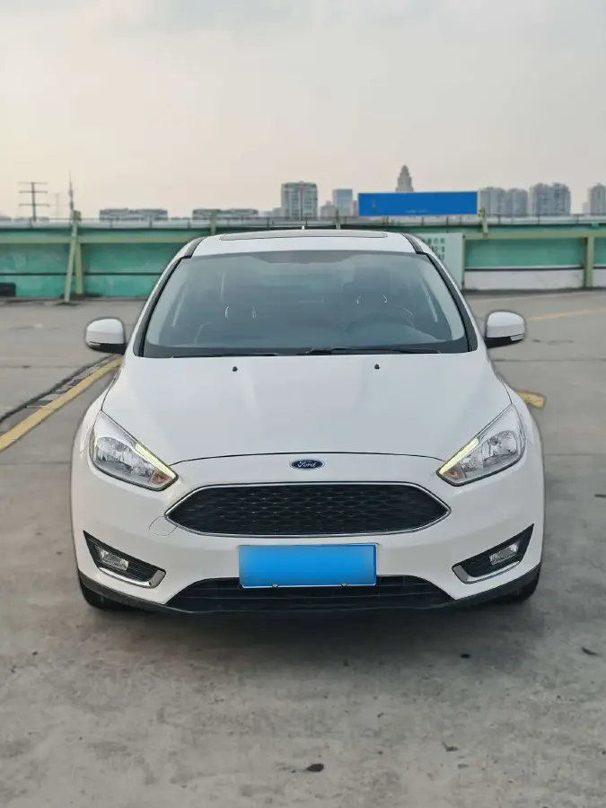 2018 Ford Focus 1.5T 181HP L4 6AT