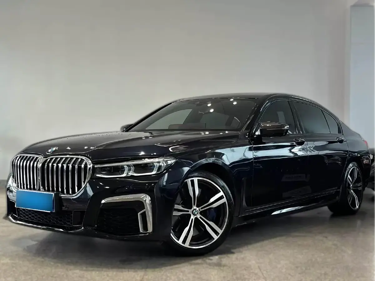 2017 BMW 7 Series 3.0T 326HP L6 8AT