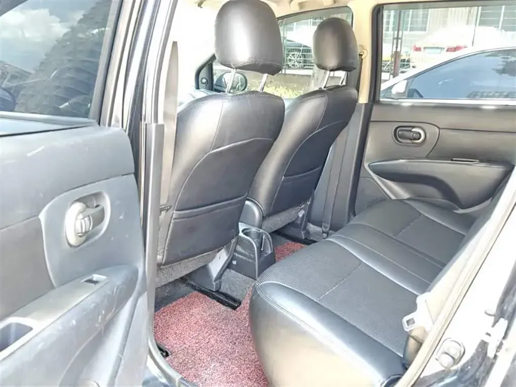 2010 Nissan Livina 1.6L 105HP L4 4AT,autocango,china used car exporter,china ev exporter,chinese used car exporter,chinese used ev exporter