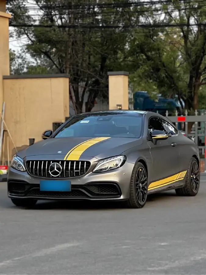 2016 Mercedes-Benz C AMG 4.0T 510HP V8 7AT