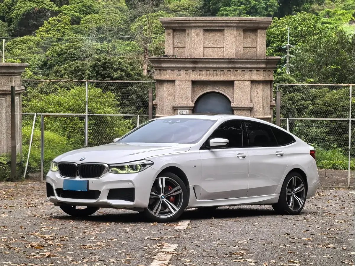 2018 BMW 6 Series GT 3.0T 340HP L6 8AT