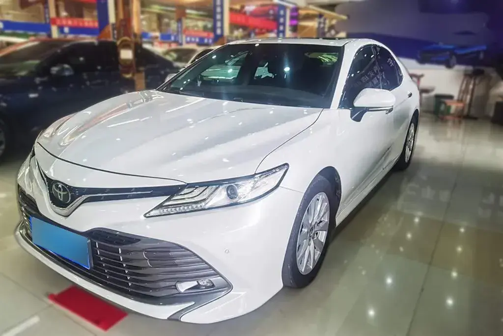 2018 Toyota Camry 2.0L 169HP L4 6AT